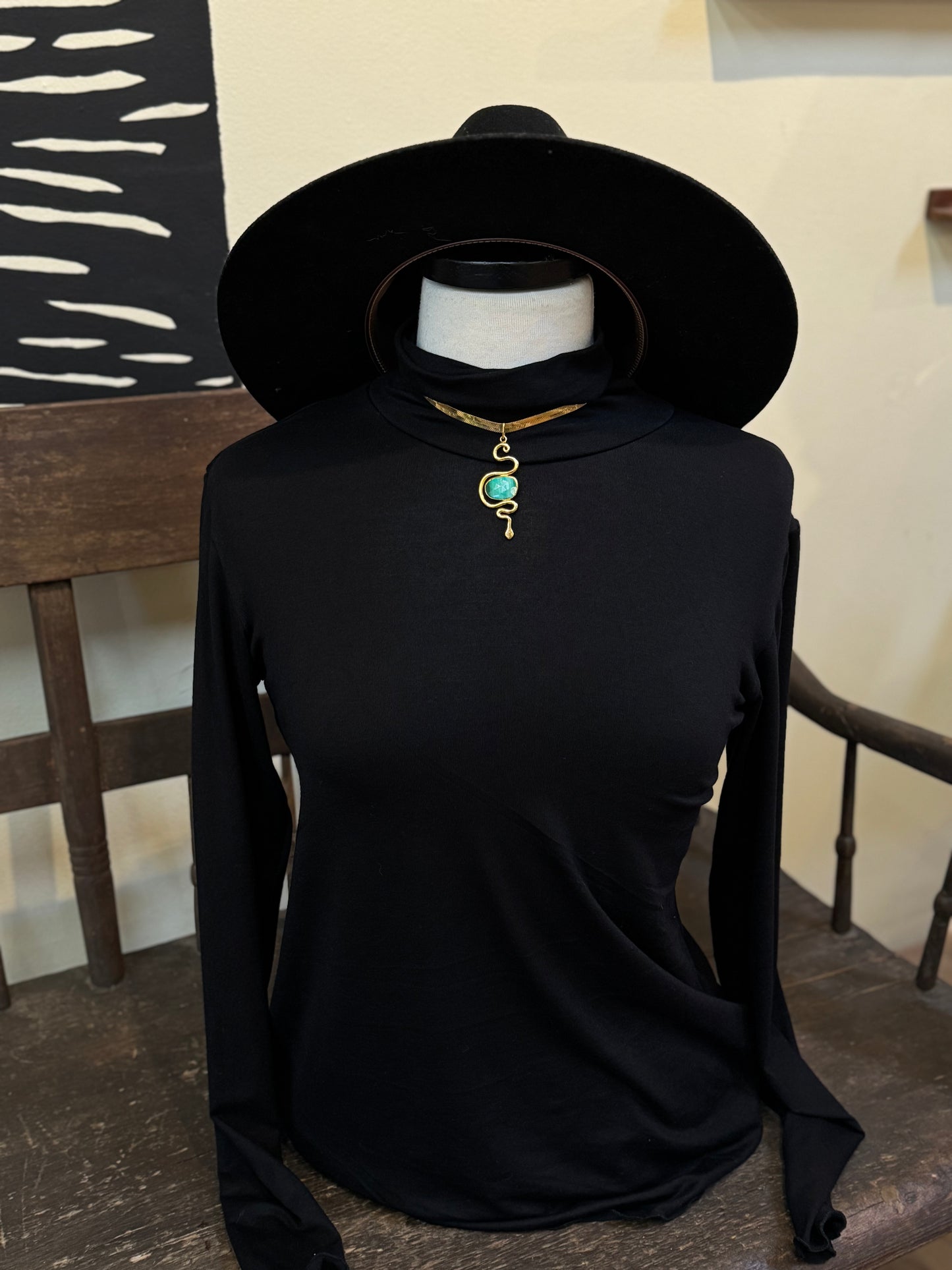 Bucko | Rayon Turtleneck | Black