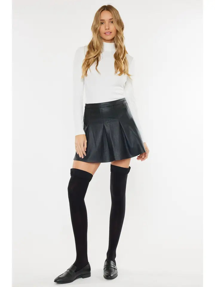 Kan Can | Pleated Pu Skirt