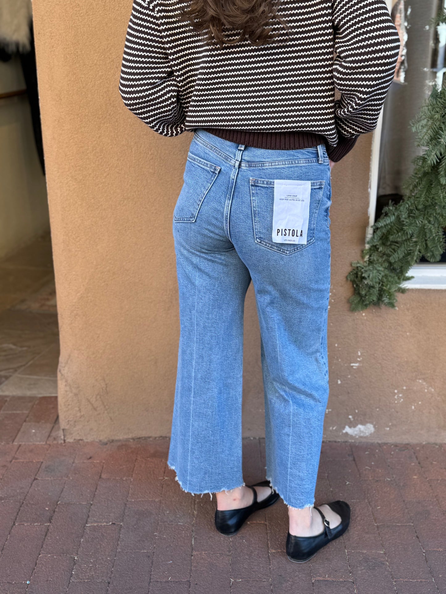 Pistola | Lana Crop Ultra Wide