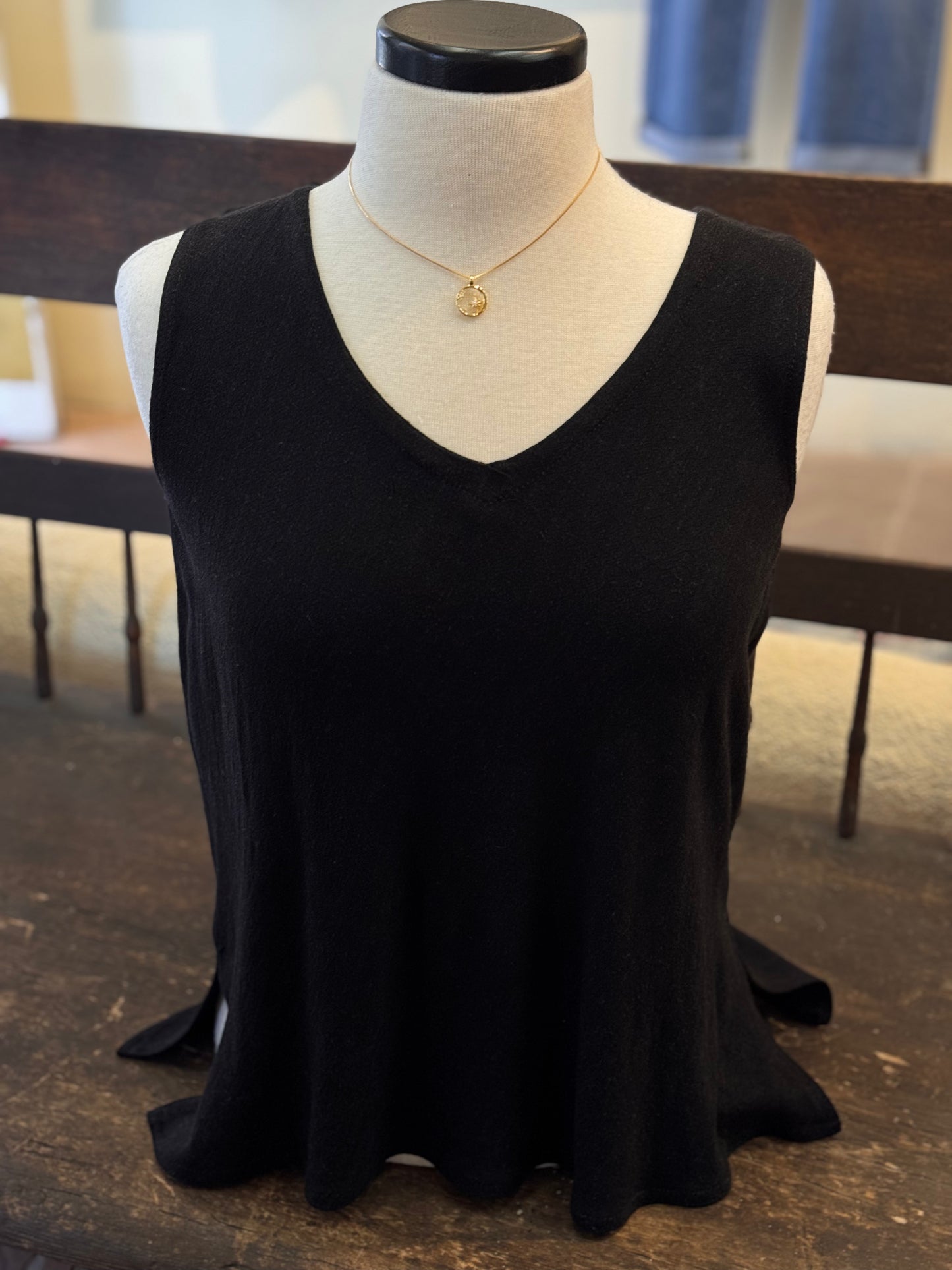 Bucko | Claire Bias Top | Black