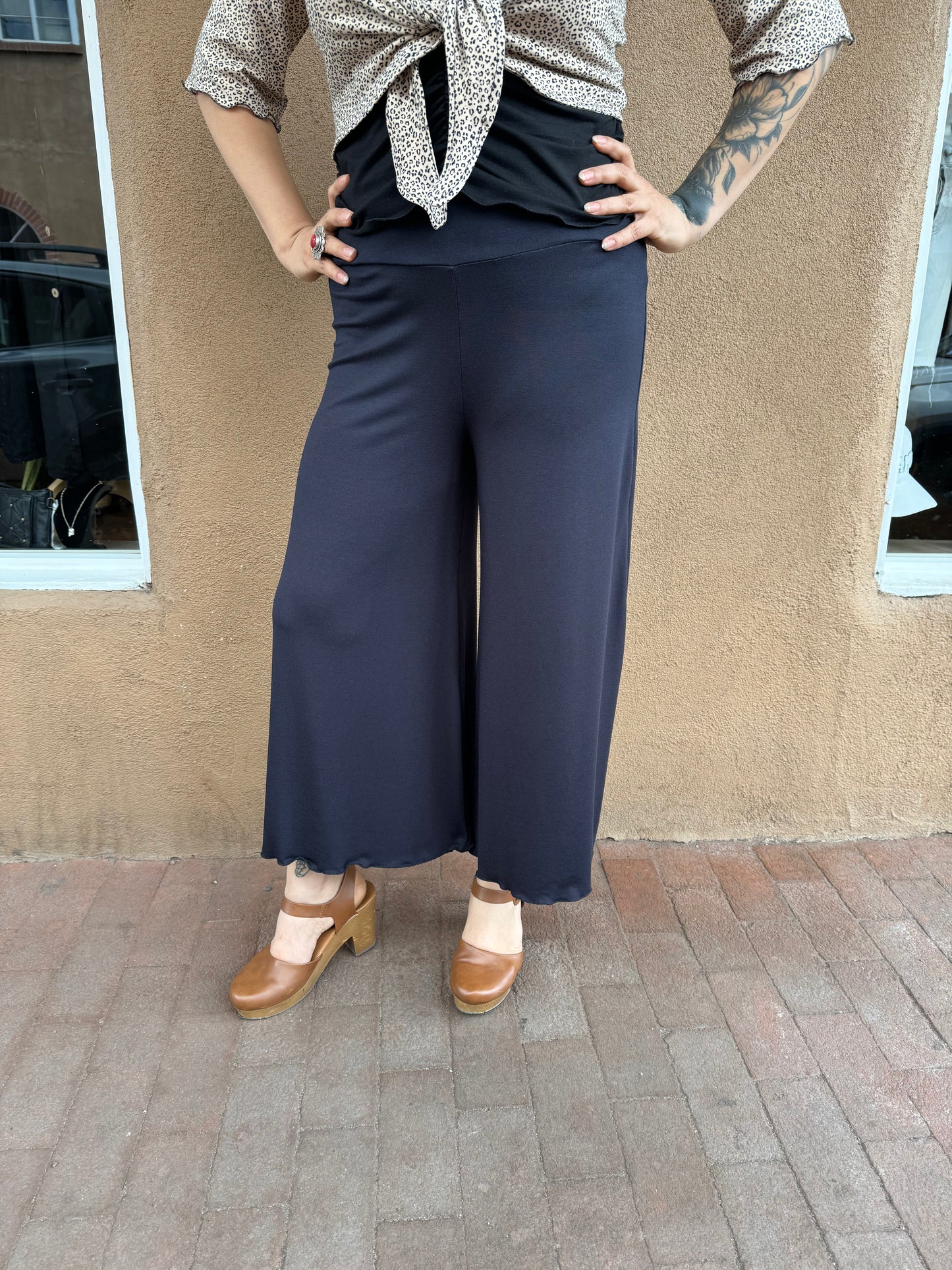 Bucko | Cropped Palazzo Pants | Black
