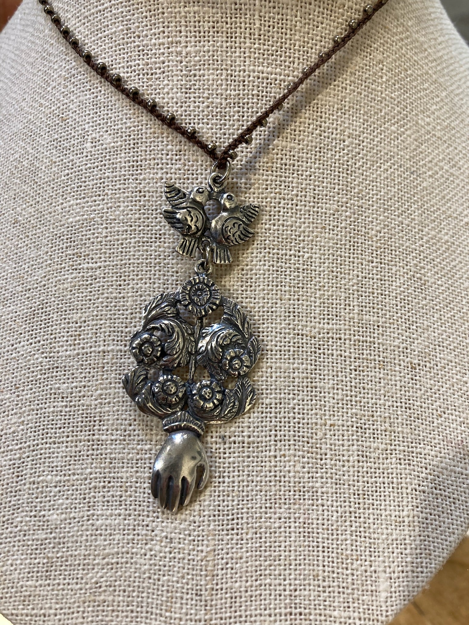 Tara Gasparian La Reina Necklace – Sign of the Pampered Maiden