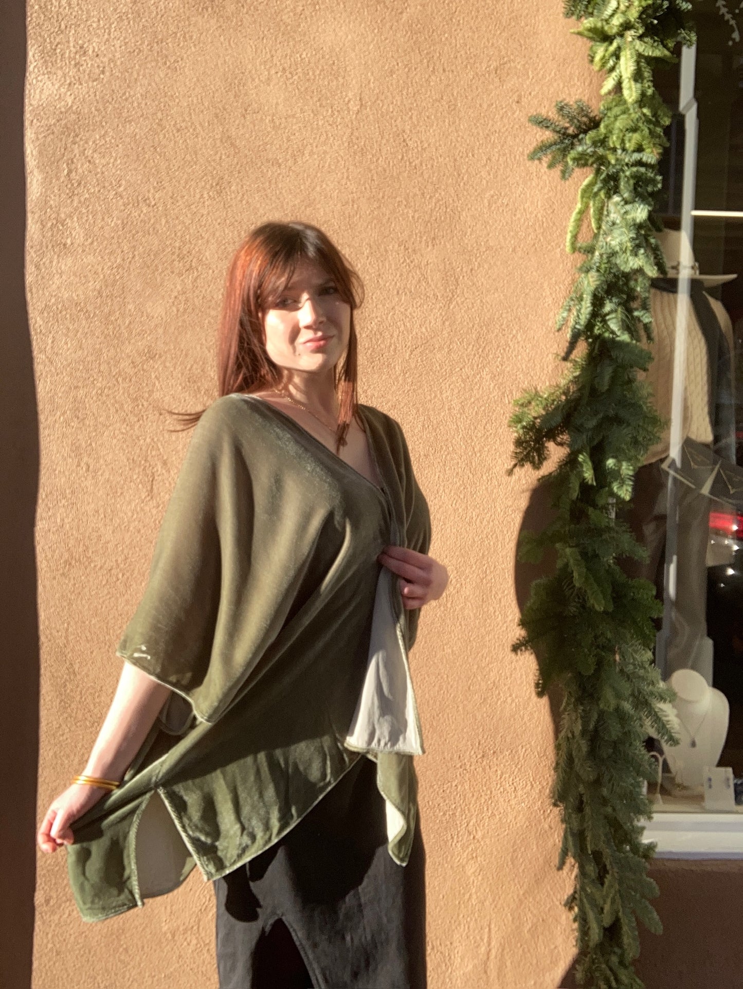 Cutloose | Velvet Shawl Cardi