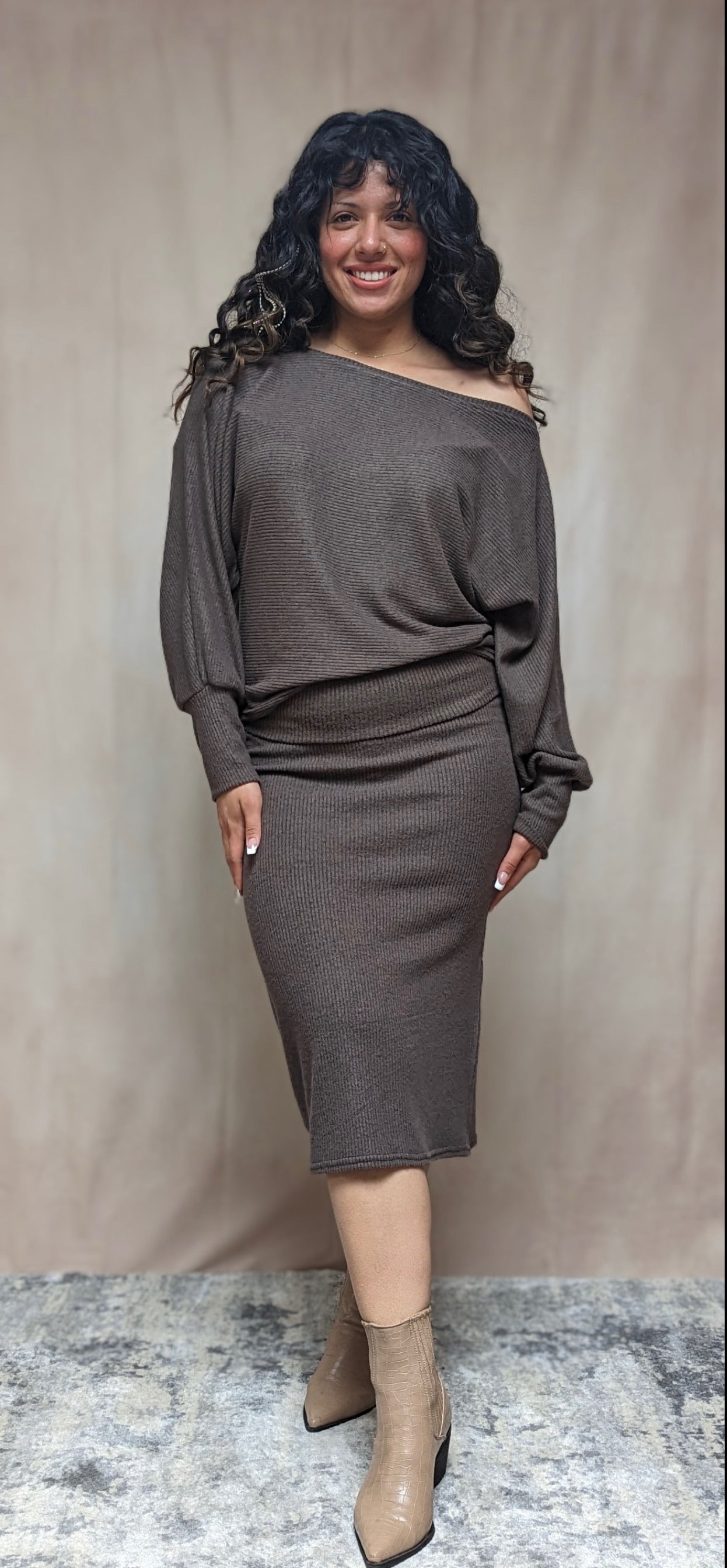 Bucko | Rib Knit Pencil Skirt | Chocolate