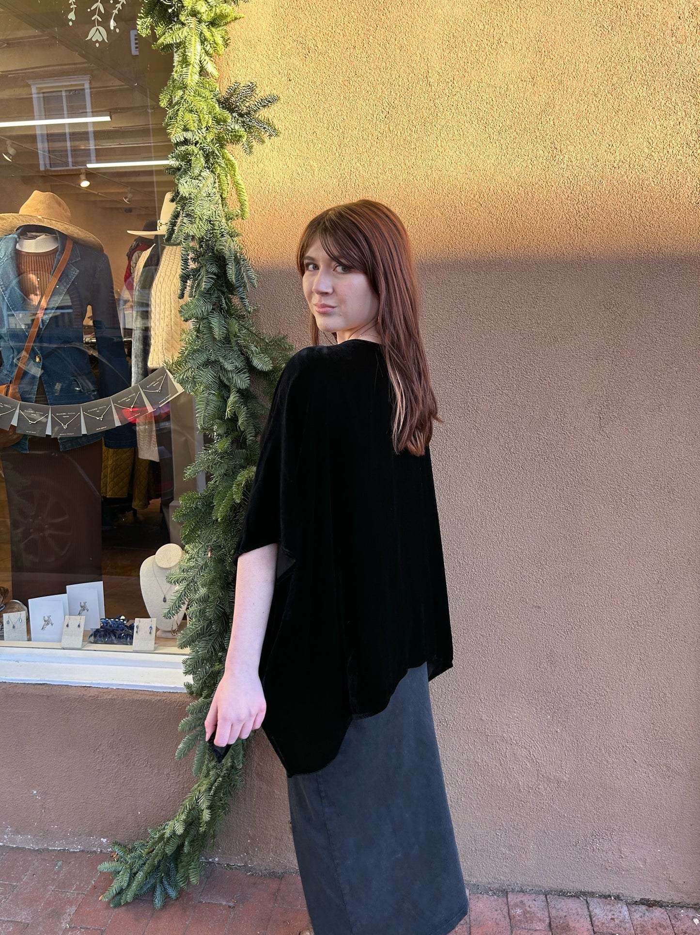 Cutloose | Velvet Shawl Cardi