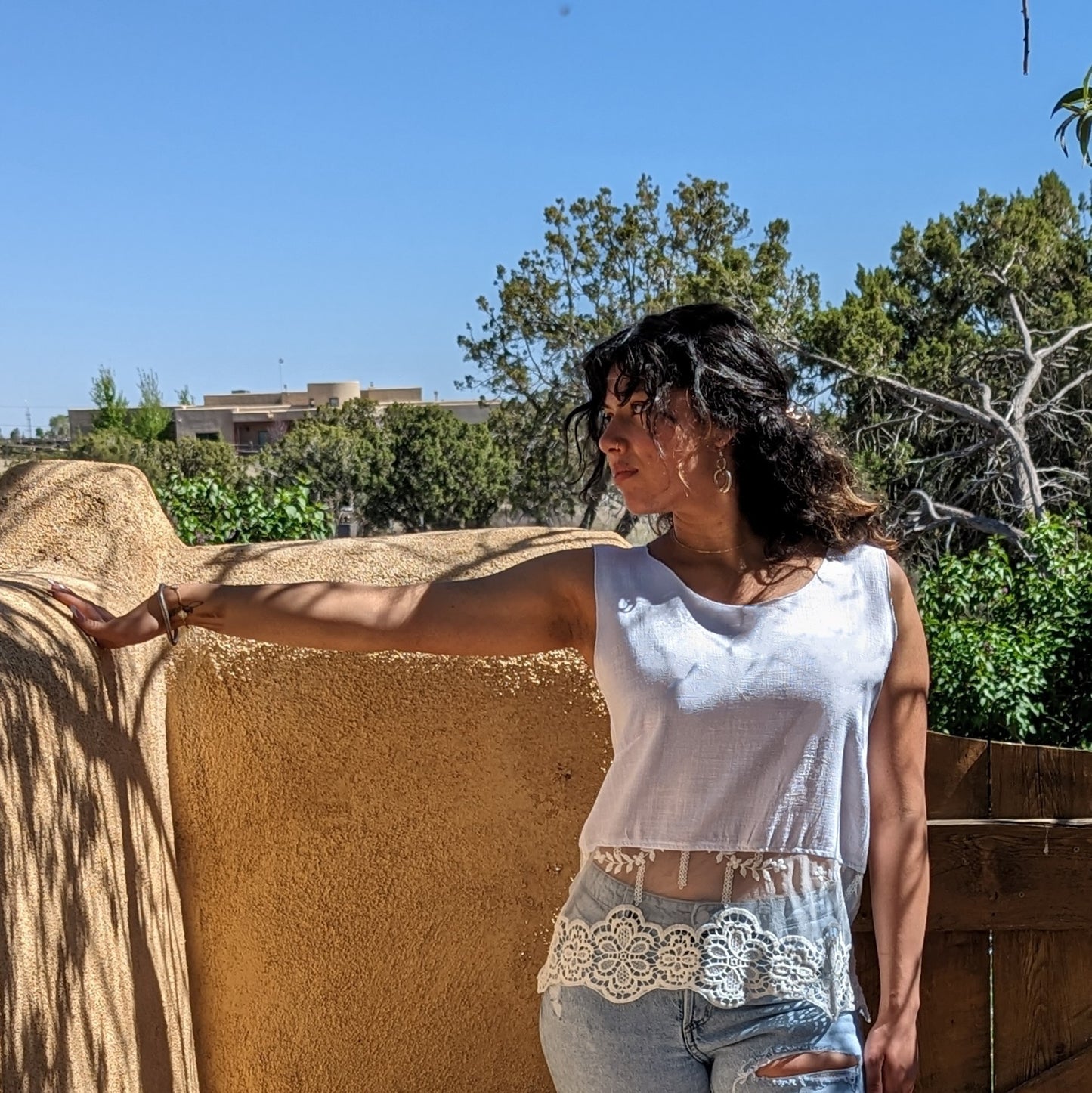 Bucko- Linen Lace Top- White