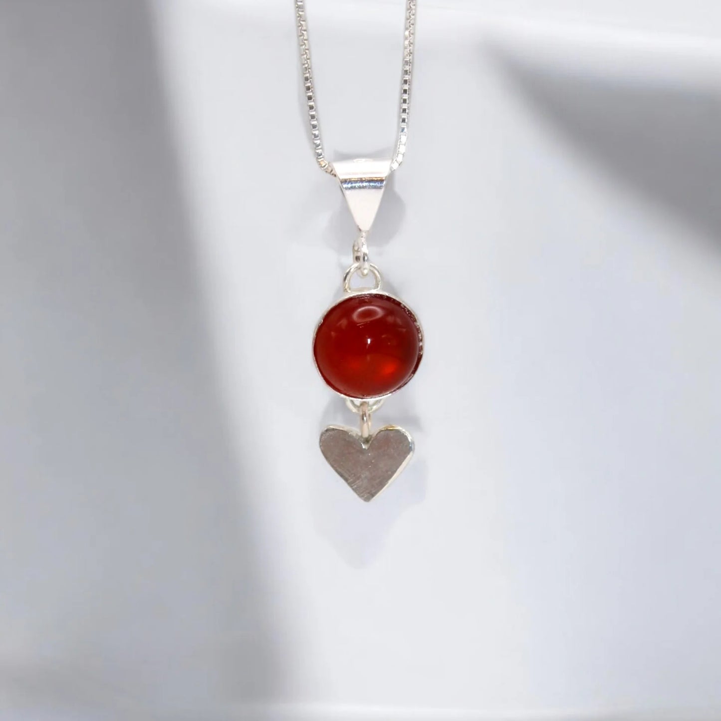 Skyli | Carnelian Round Pendant