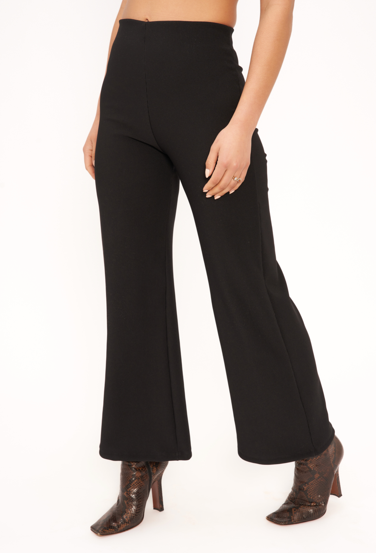 Project SociaL T- Wide Leg Pants-Blk