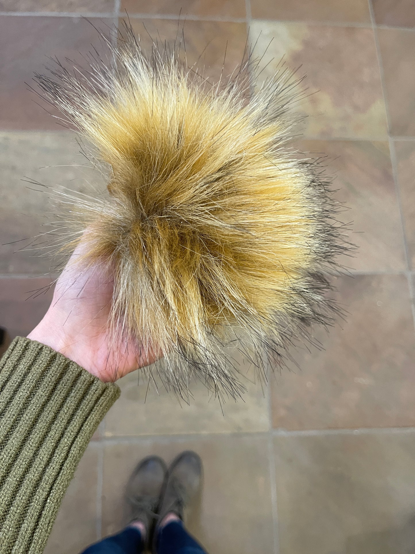 Virginia Wolf Faux Pom Pom