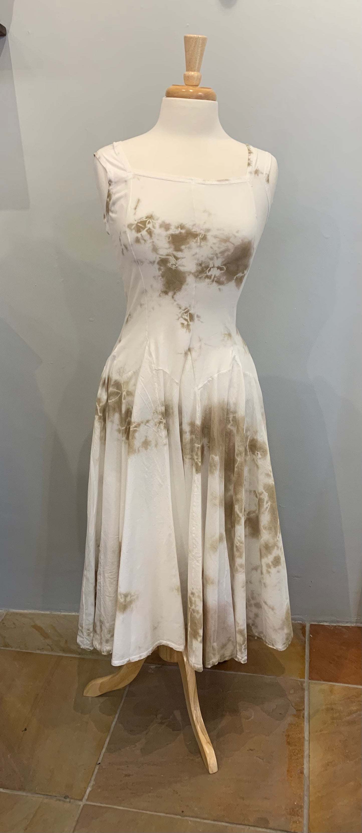 LUNA LUZ FASHIONS - SQUARE NECK DRESS