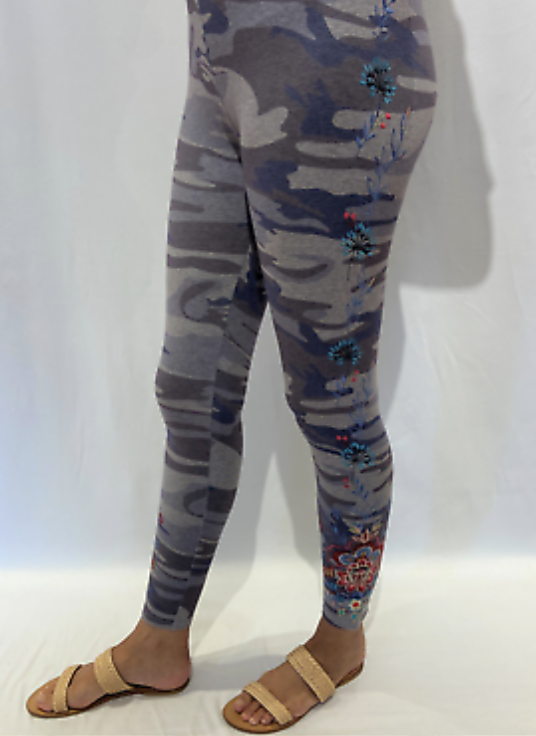 Johnny Was- Sicilia Legging- Indigo Camo