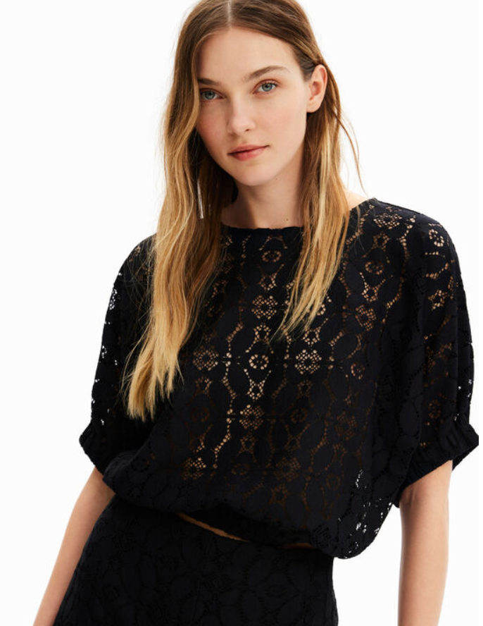 Desigual- Puff Sleeve Lace Crop