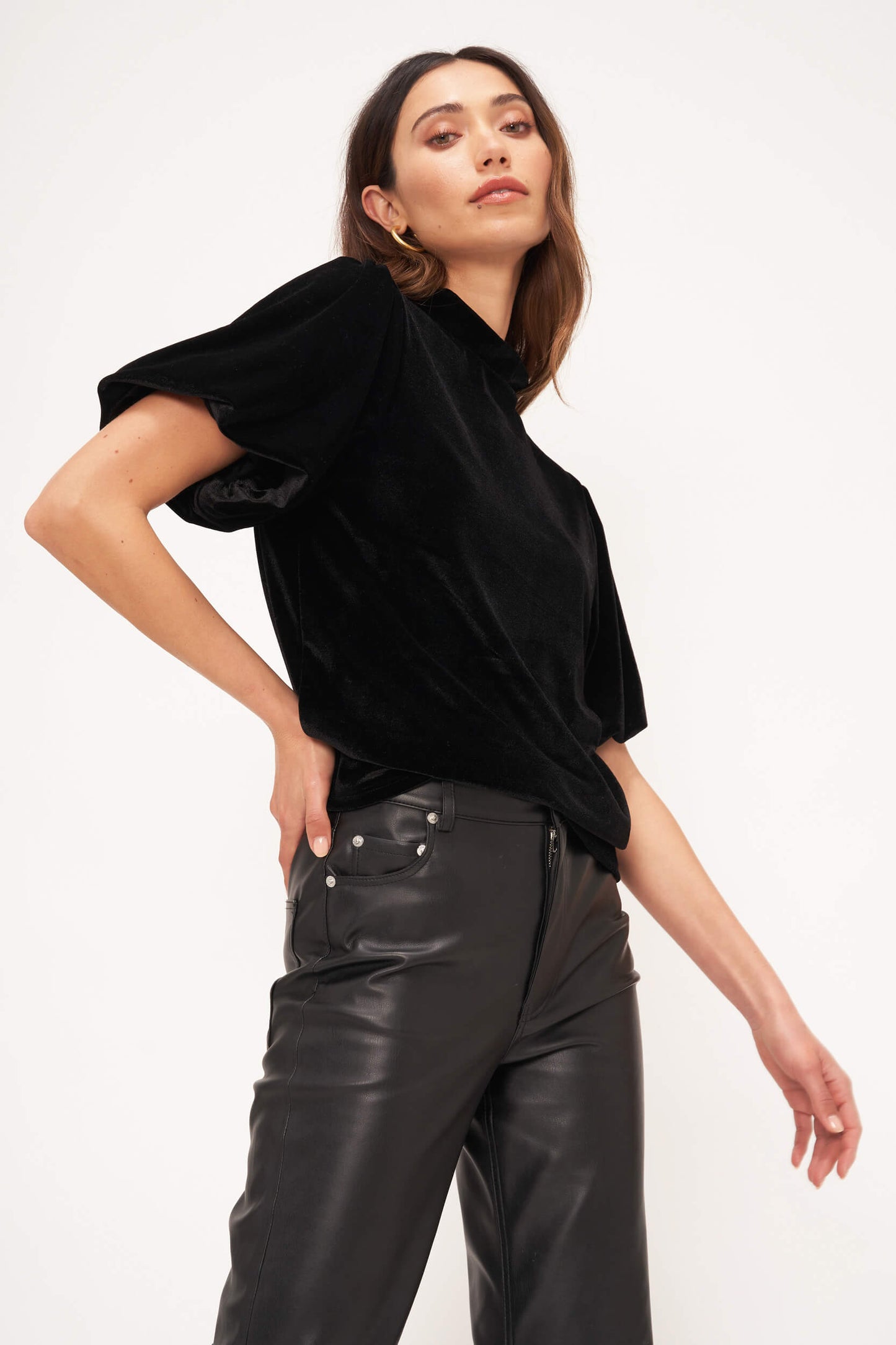 Project Social T- Channing Velvet Bubble Sleeve Tee- Black