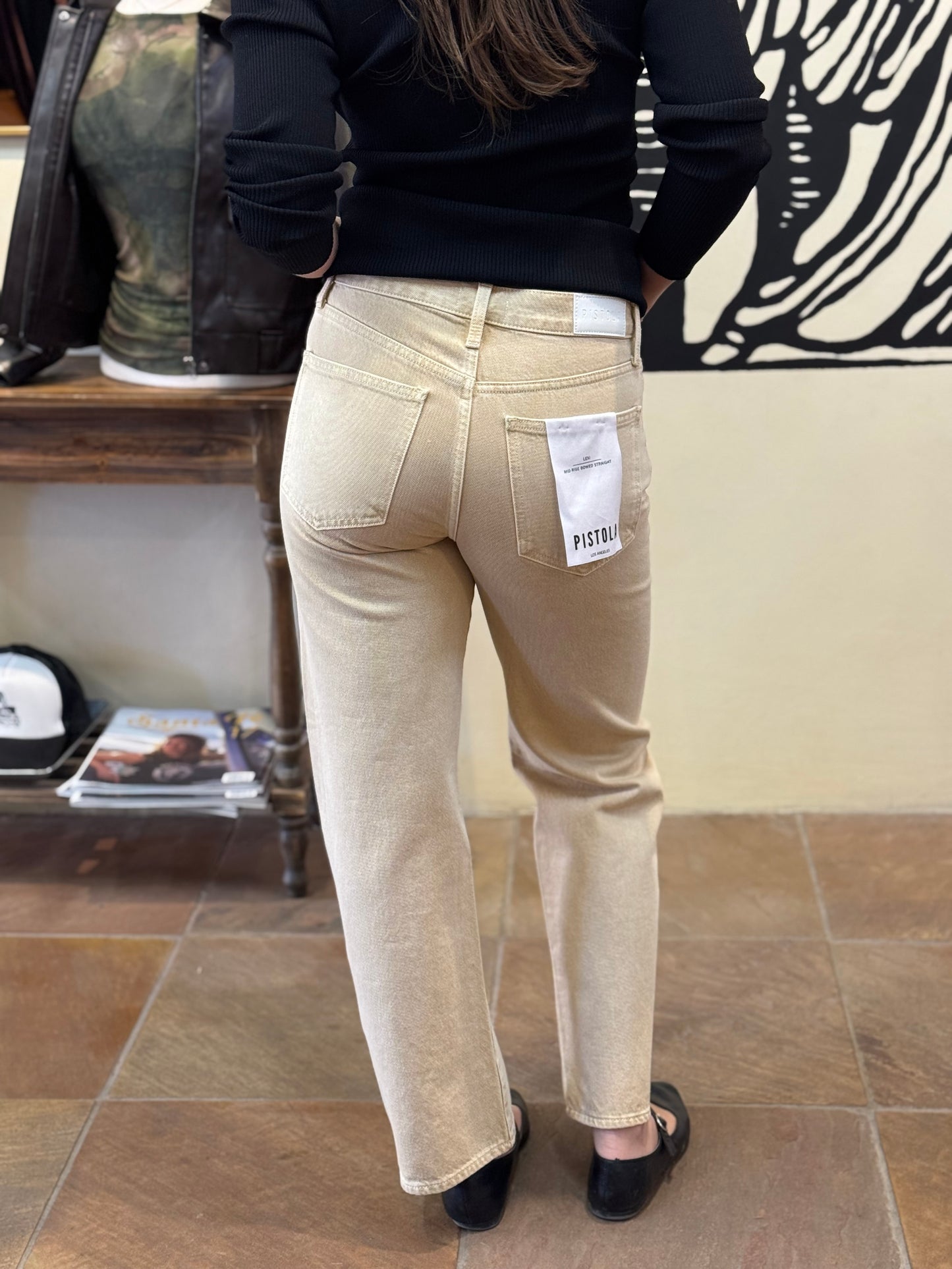 Pistola | Lexi Bowed Straight