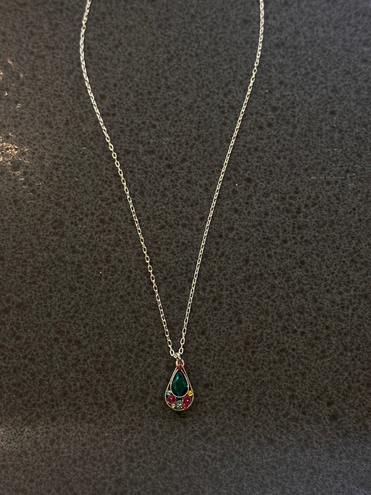 Firefly | Simple Drop Pendant