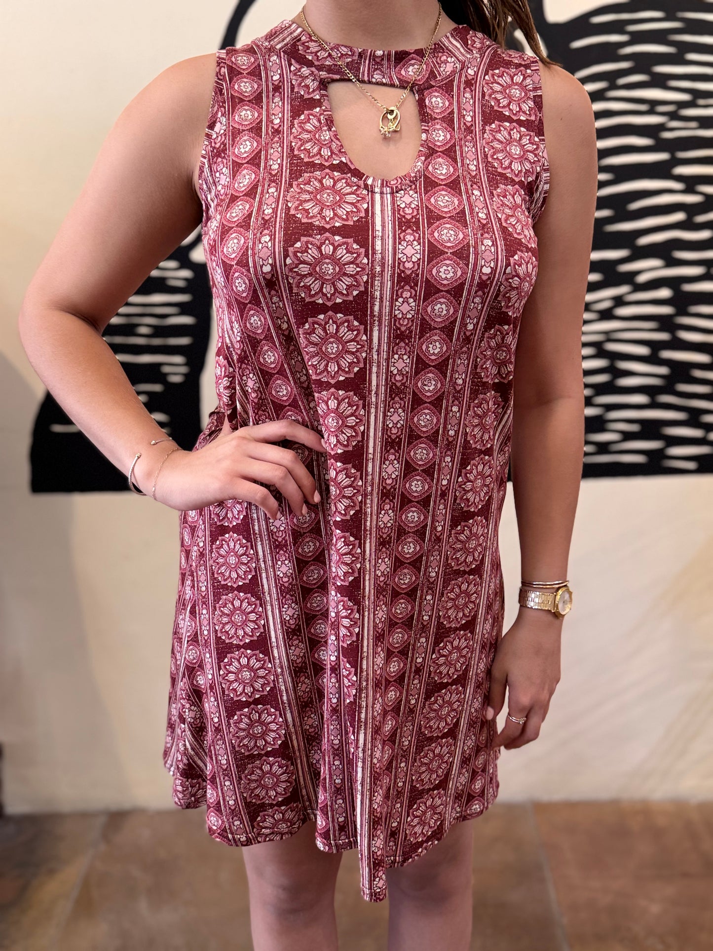 Bucko | Keyhole Dress | Wine Geo