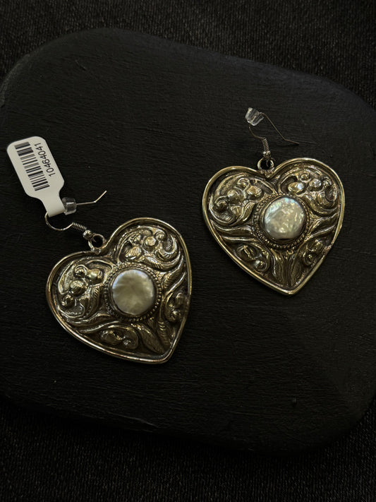 Barbosa | Pearl Heart Earrings