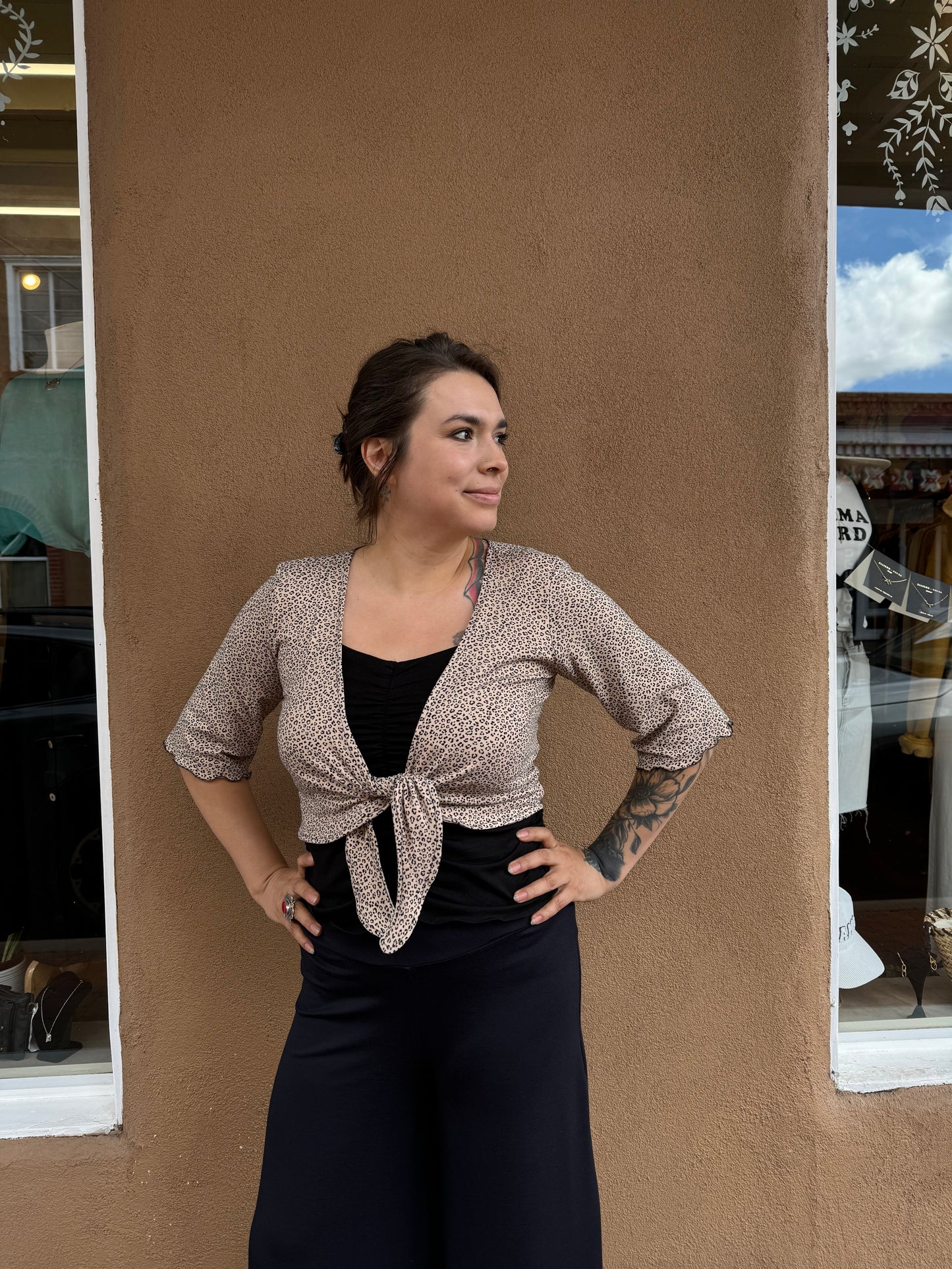 Bucko | Leopard Shrug