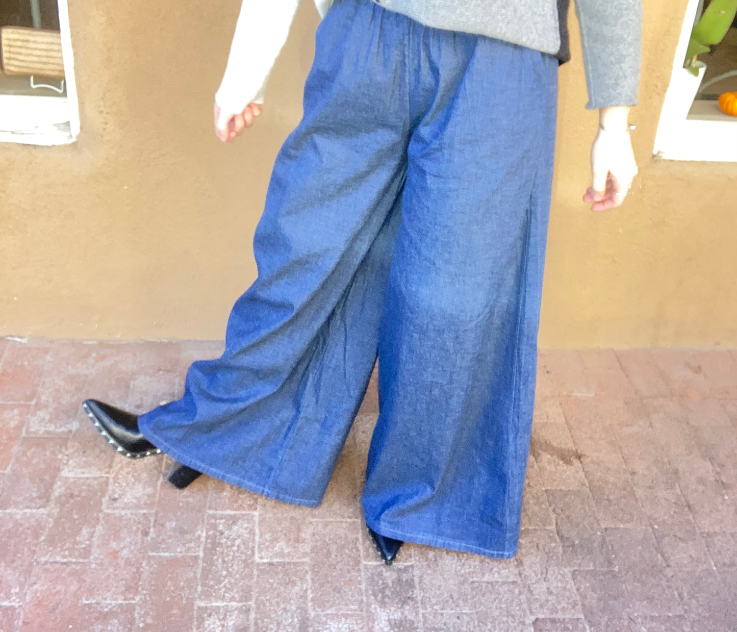 Made in Italy - Wide Leg Woven Pant- Denim