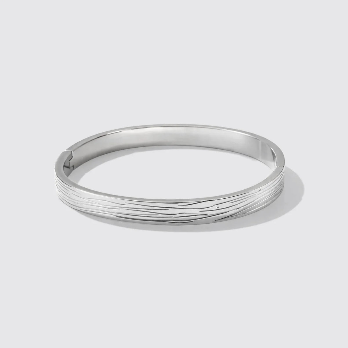 Bizou | Silvered Grooved Bangle
