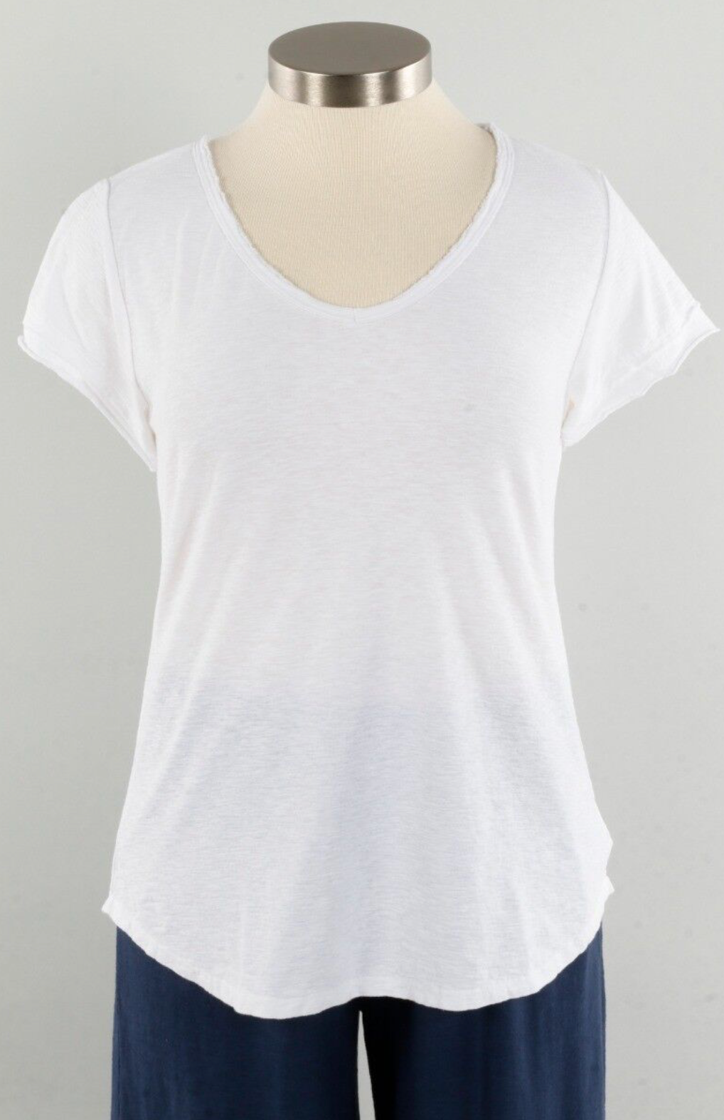 Cutloose | Raw Edge V-Neck