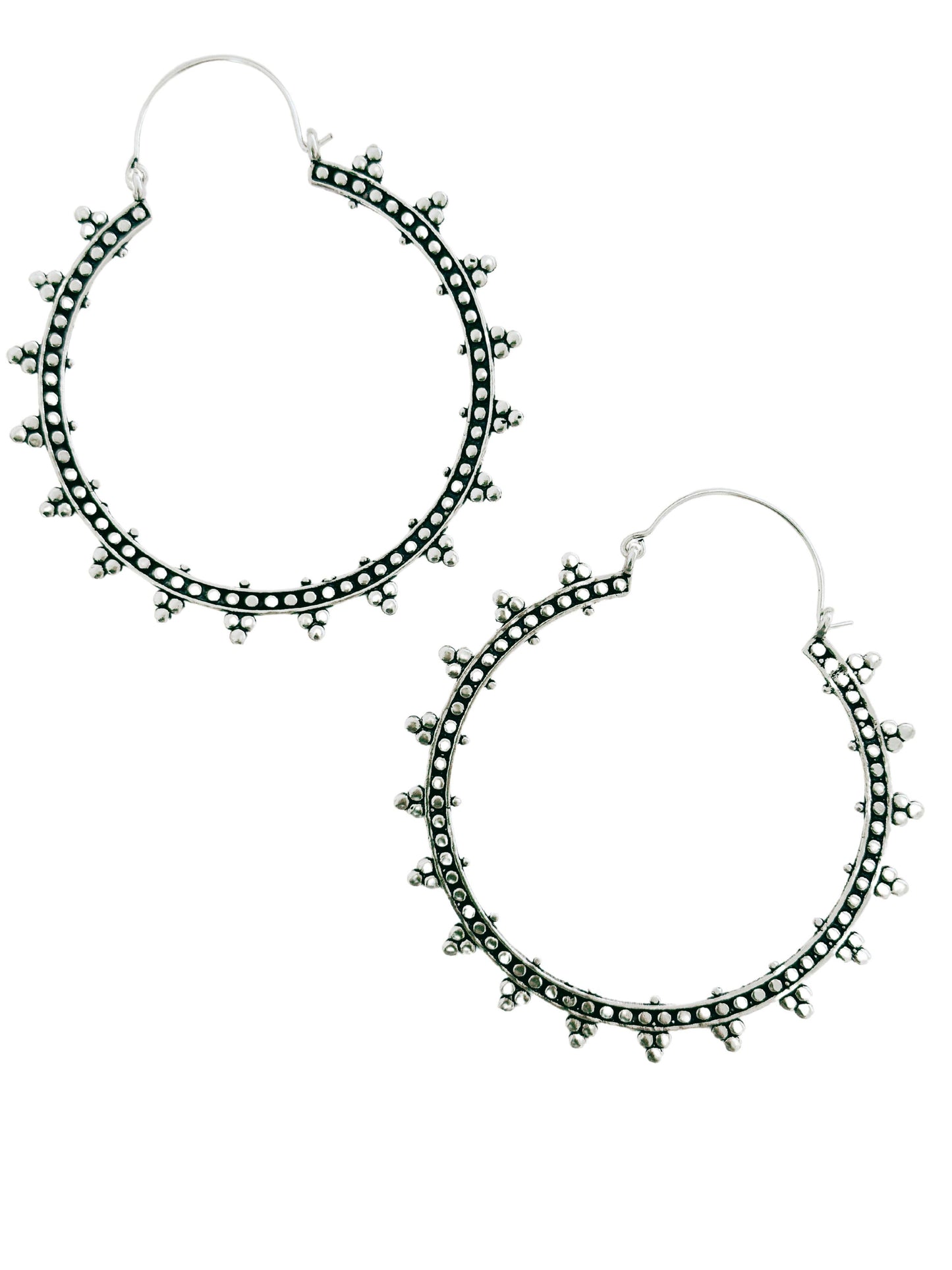 Boho Gal | Eta Silver Hoop