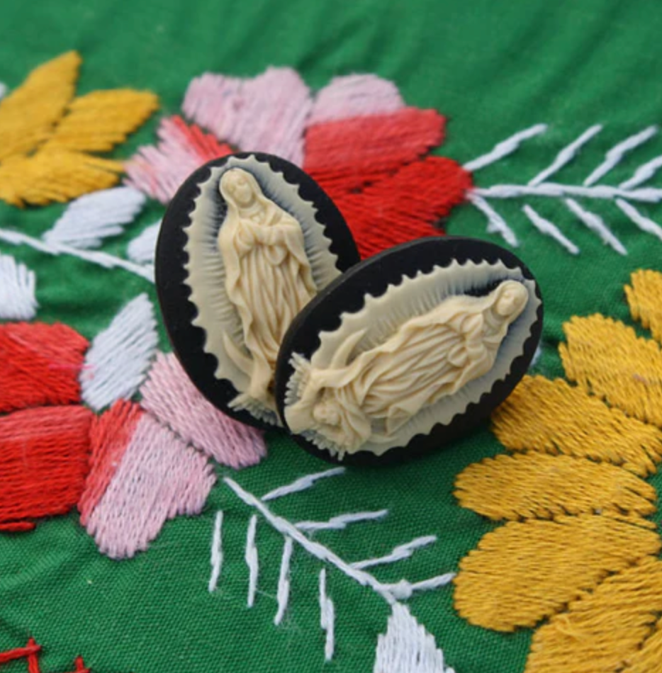 Cultura Corazon- Guadalupe Stud Earrings- Black Cameo